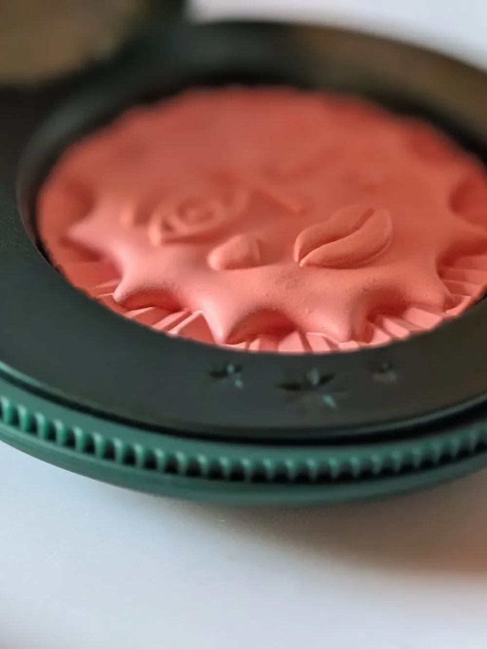 Girlcult Peach Cream Blush in #21 Saturn Peach Festival Cake